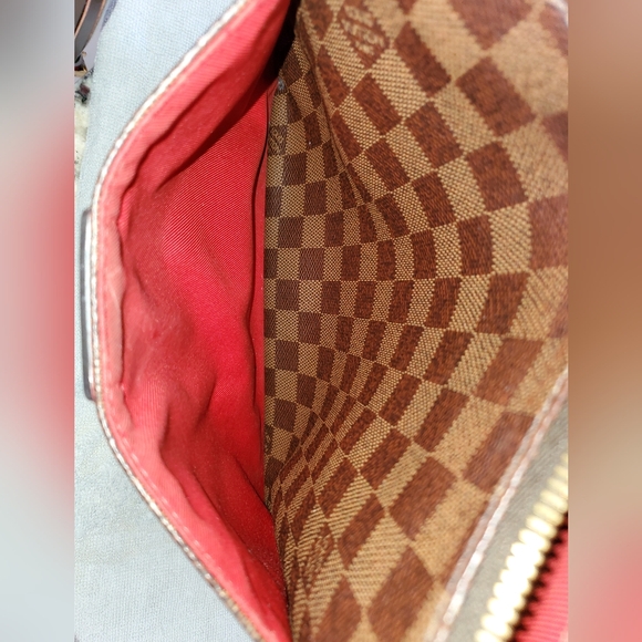 Louis Vuitton South Bank Besace - Picture 14 of 16